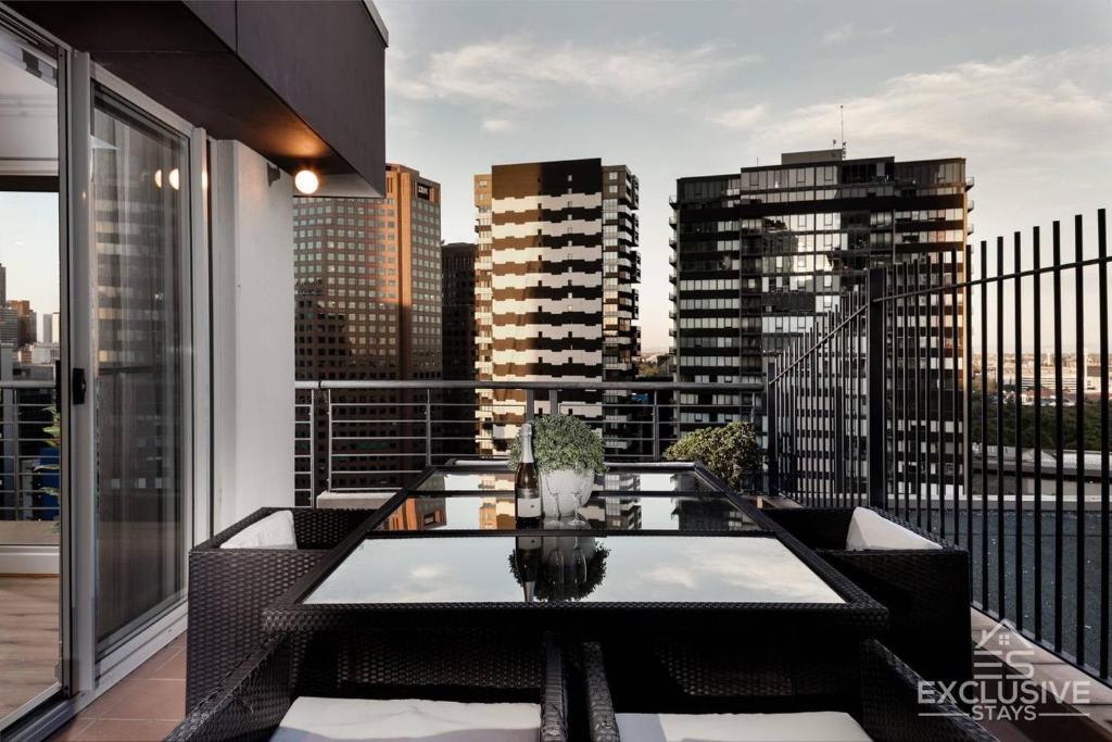Exclusive Stays Boulevard Penthouse southbank melbourne