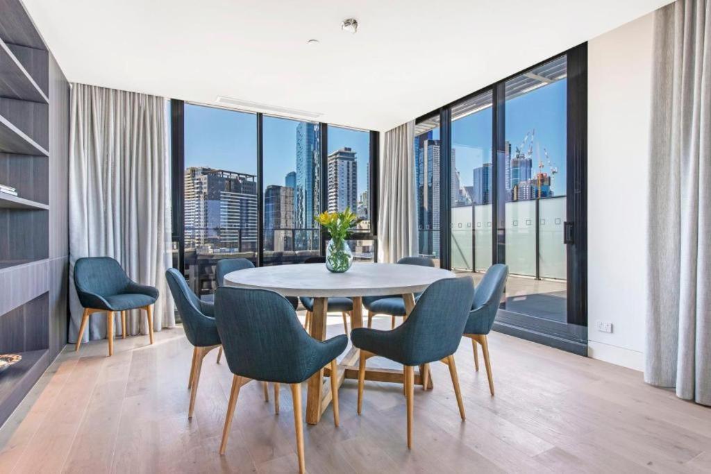 Luxury Penthouse South Melbourne