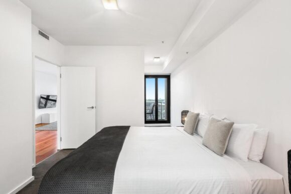 Melbourne Holiday Apartments Flinders Wharf
