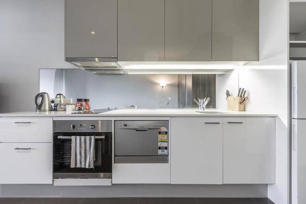 Rose Lane Serviced Apartment Melbourne Private Apartments