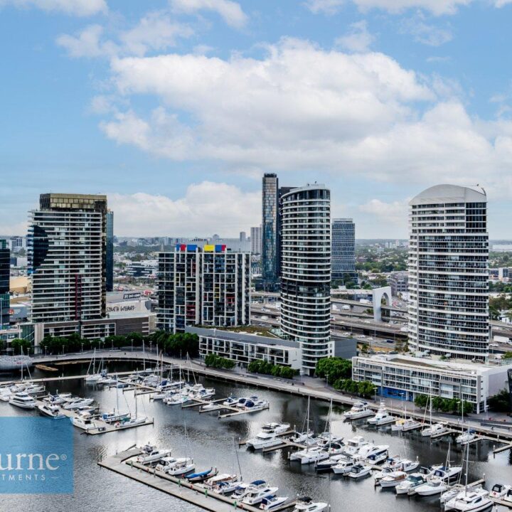 Harbour views to Yarra's Edge