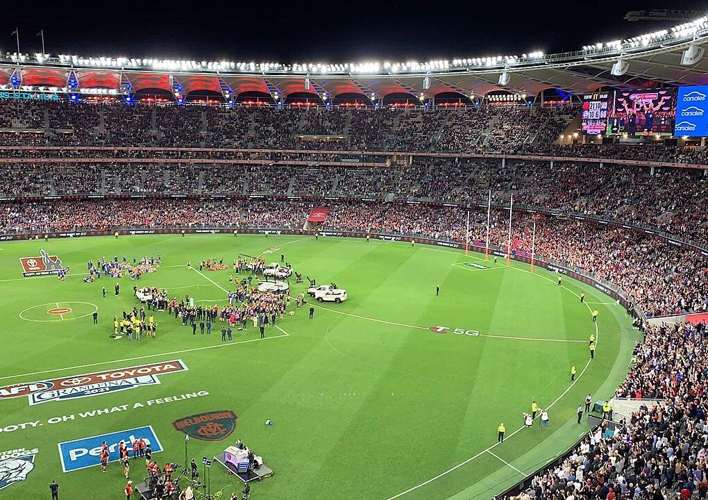 AFL at Marvel Stadium: An AFL Fan’s Guide to Staying in Docklands