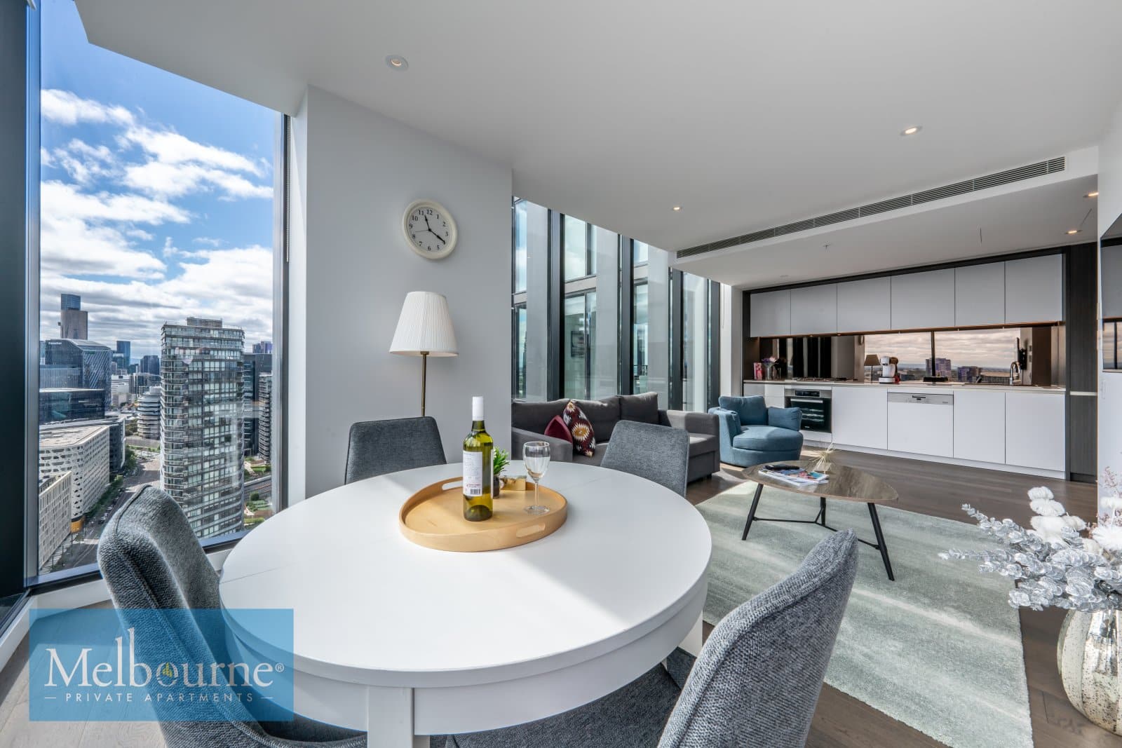 Discover 3 Week Melbourne Apartment Rentals in Docklands - Melbourne ...