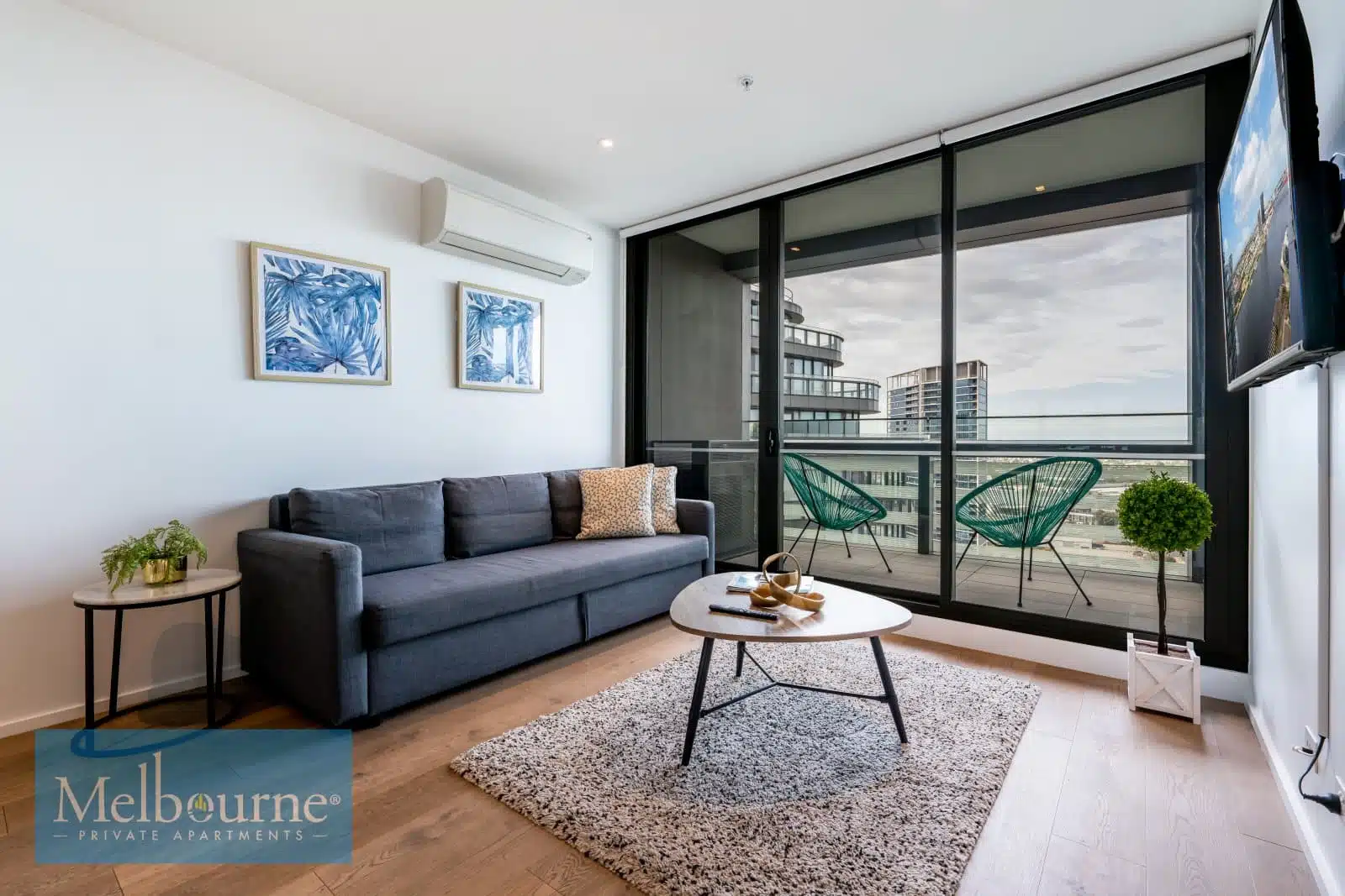 4 Week Melbourne Apartment Rentals: How to Live Like a Local in Docklands