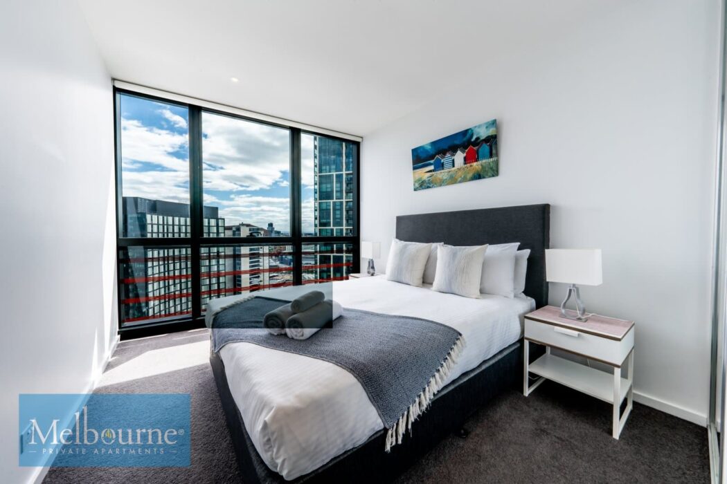 3 bedroom apartment in melbourne db